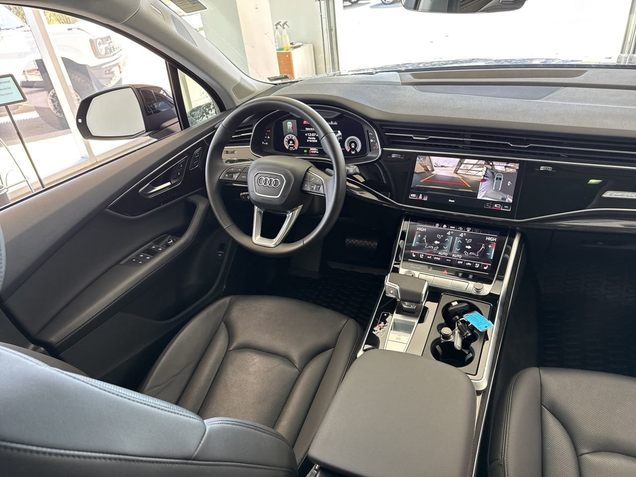 Used 2022 Audi Q7 3.0T Prestige image 49