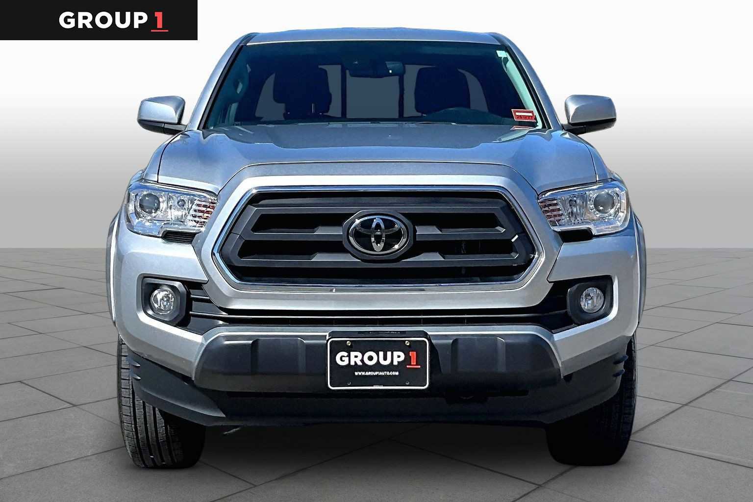 Certified 2023 Toyota Tacoma SR5 AWD/4WD image 4