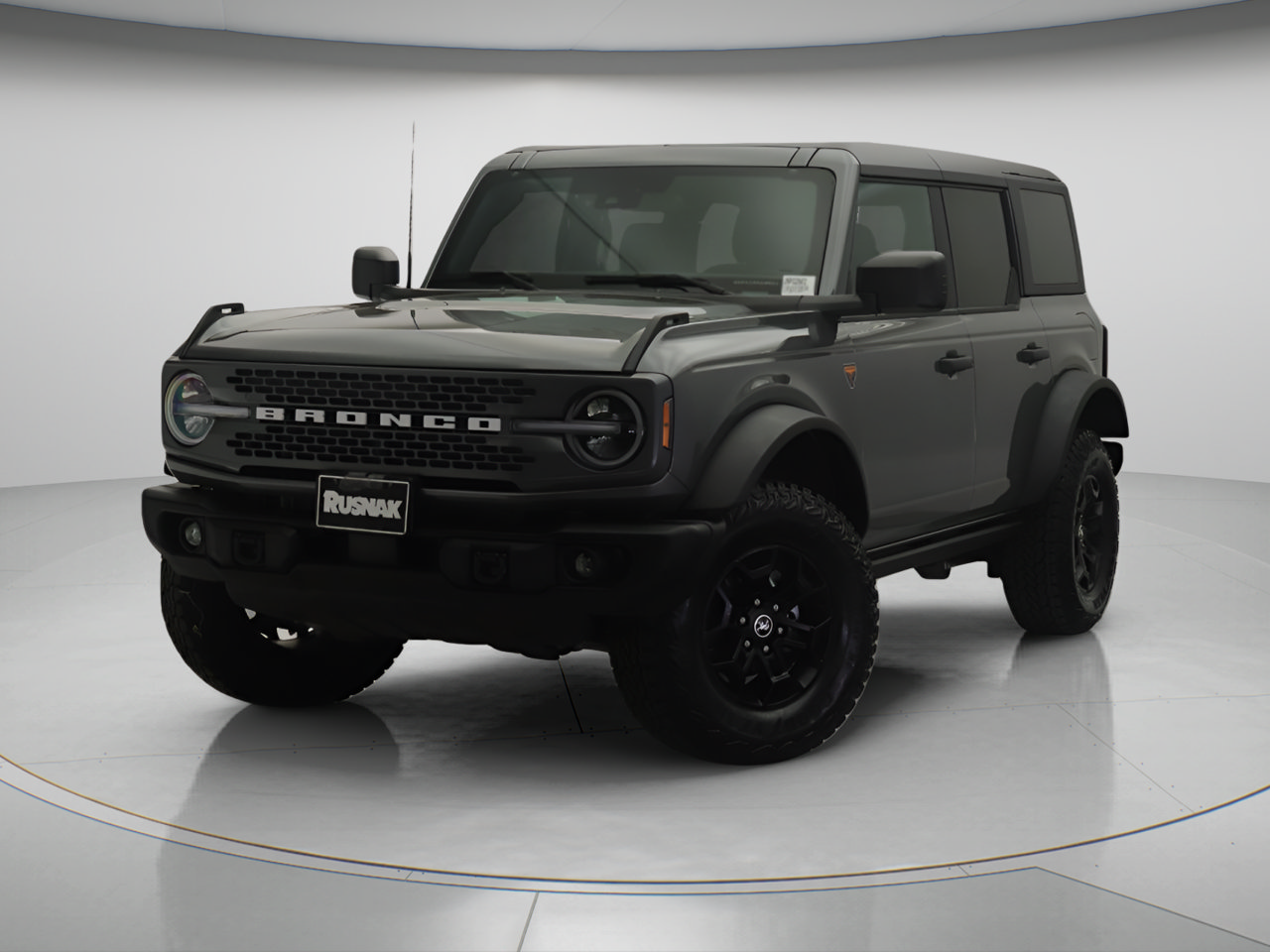 Used 2026 Ford Bronco Badlands AWD/4WD image 3