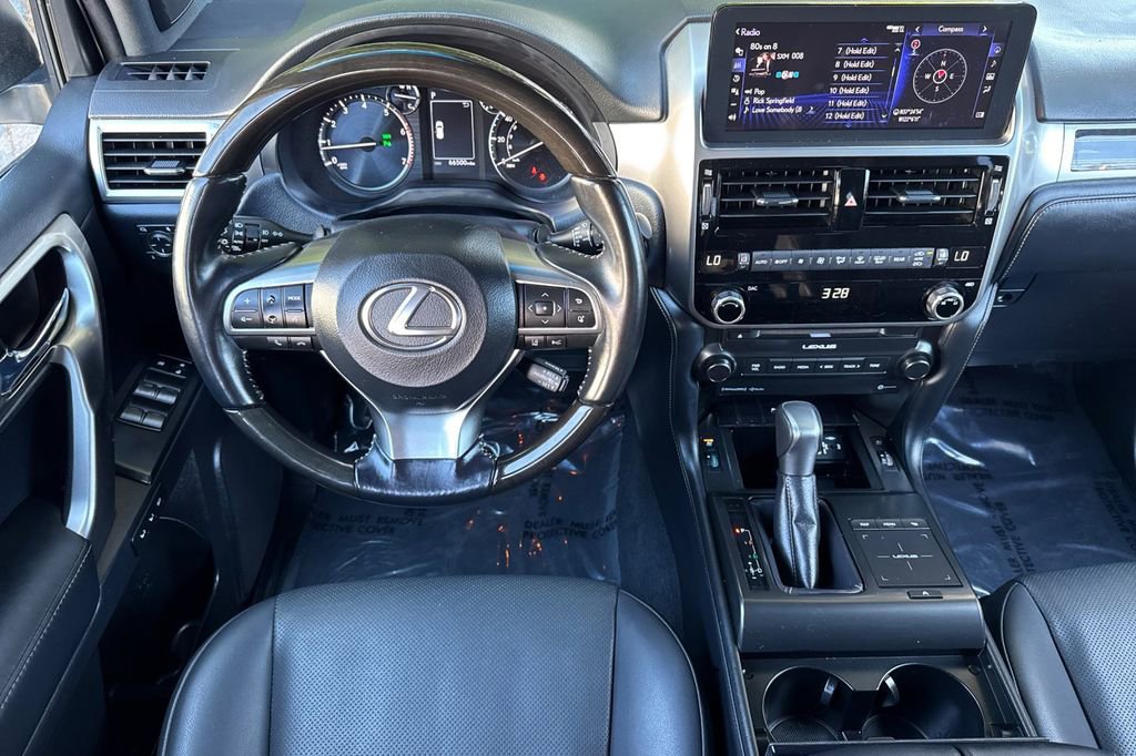 Used 2022 Lexus GX 460 Premium w/ Premium Package AWD/4WD image 13