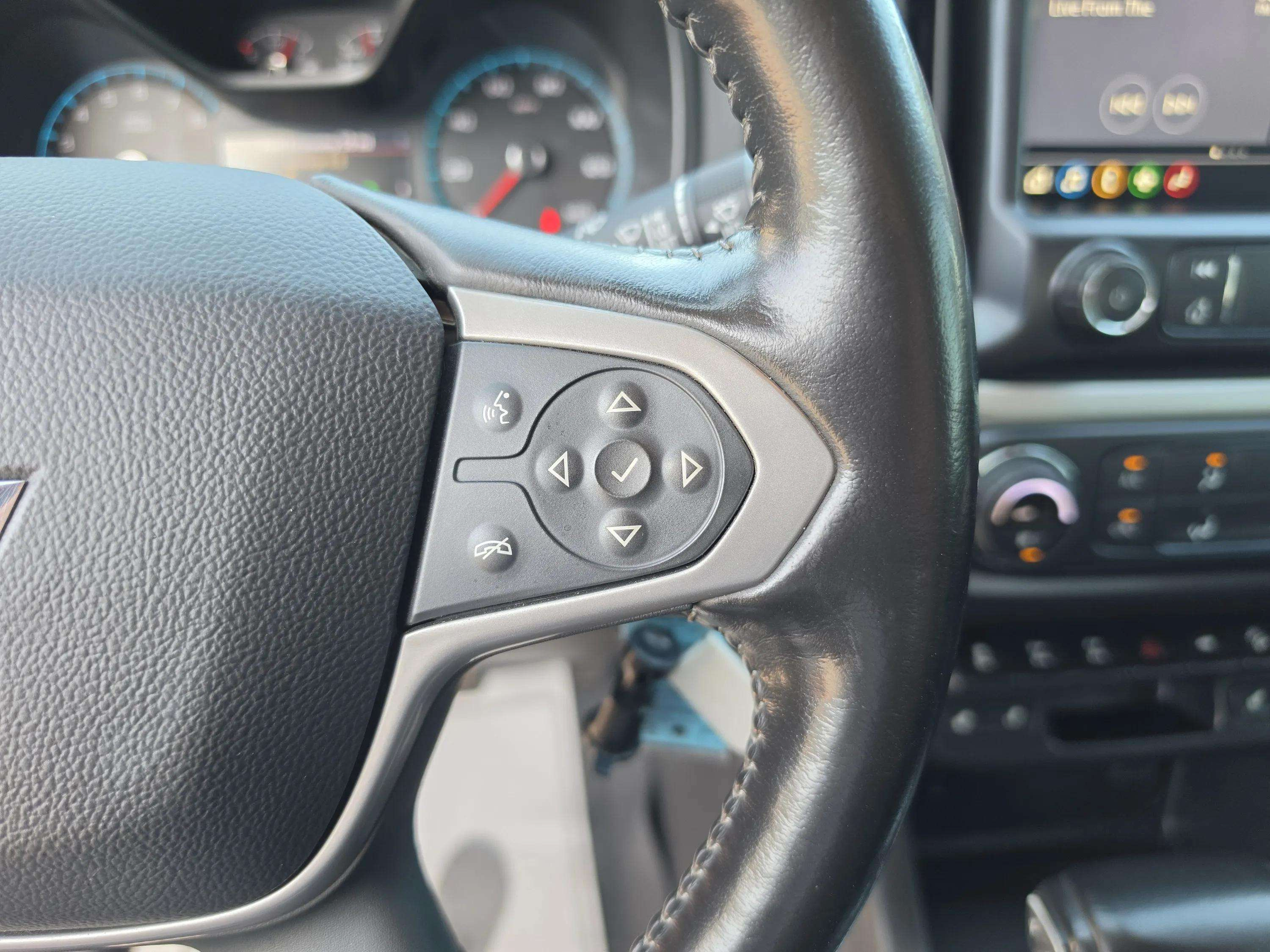 Used 2019 Chevrolet Colorado ZR2 w/ Colorado ZR2 Bison Edition AWD/4WD image 35