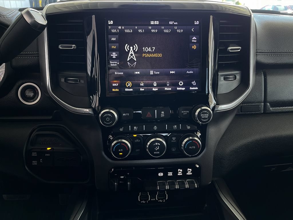 Used 2020 RAM 2500 Laramie AWD/4WD image 16