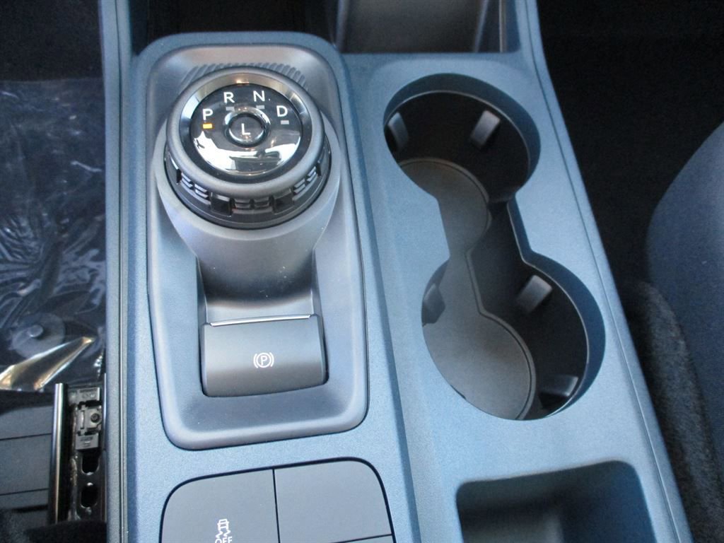 New 2025 Ford Maverick XL image 11