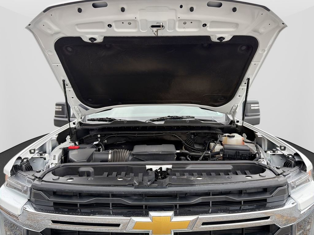 Used 2025 Chevrolet Silverado 2500 LT w/ Convenience Package image 39