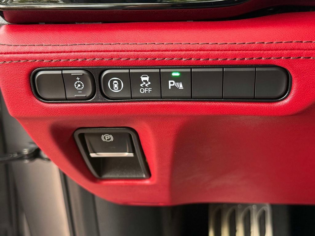 Certified 2025 Acura MDX A-Spec AWD/4WD image 31