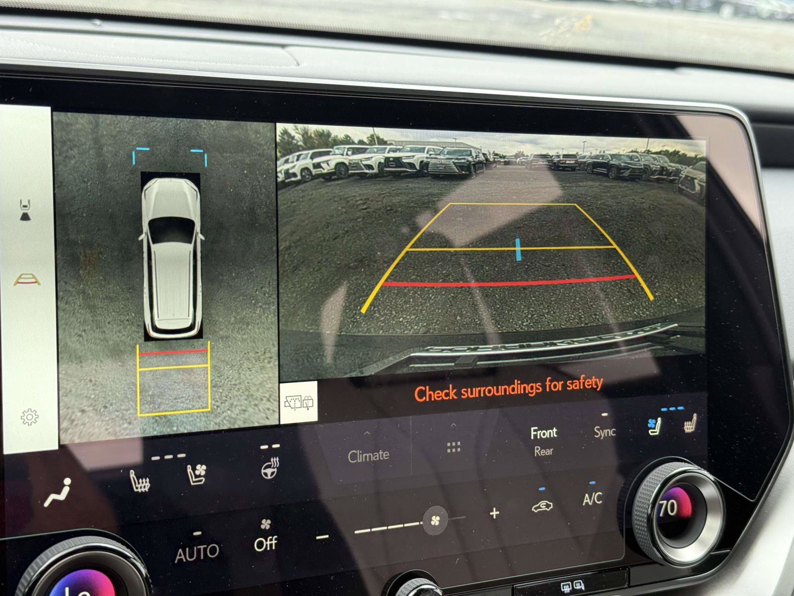New 2026 Lexus TX 500h AWD image 11