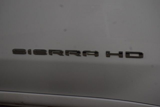 Used 2024 GMC Sierra 3500 Pro w/ Convenience Package image 9
