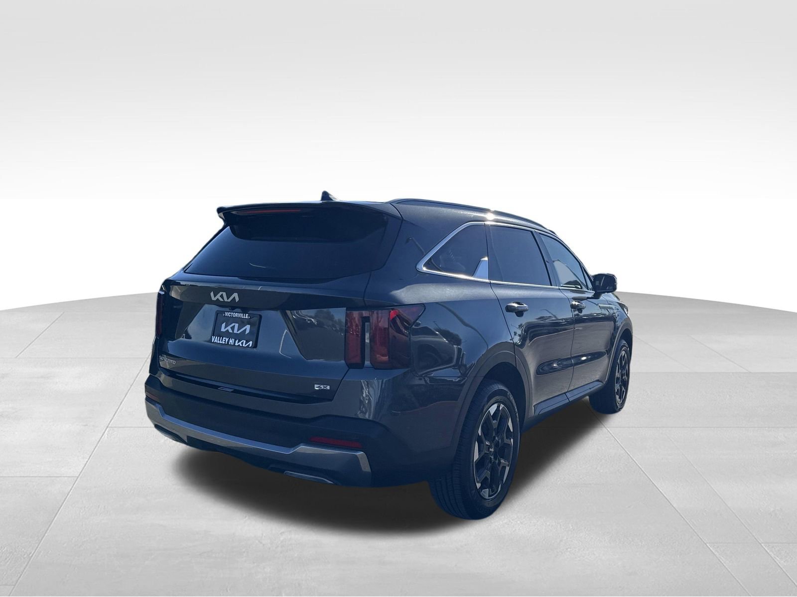 Used 2024 Kia Sorento S image 3