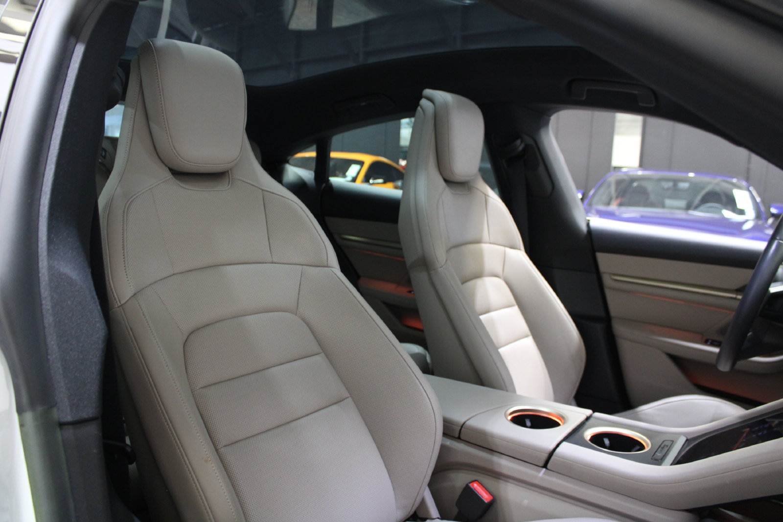 Used 2023 Porsche Taycan RWD image 20