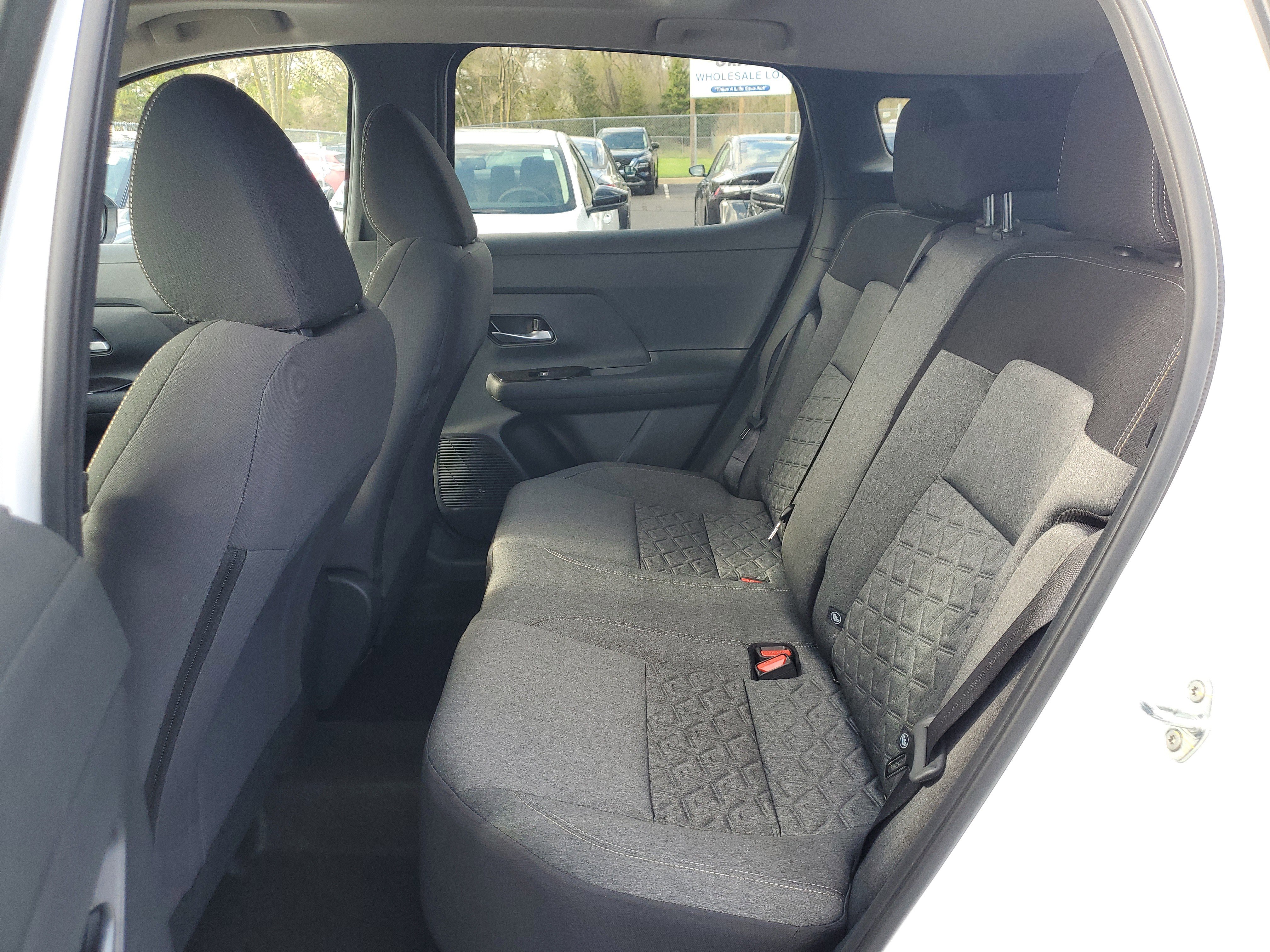 New 2026 Nissan Kicks SV w/ SV Premium Package AWD/4WD image 23