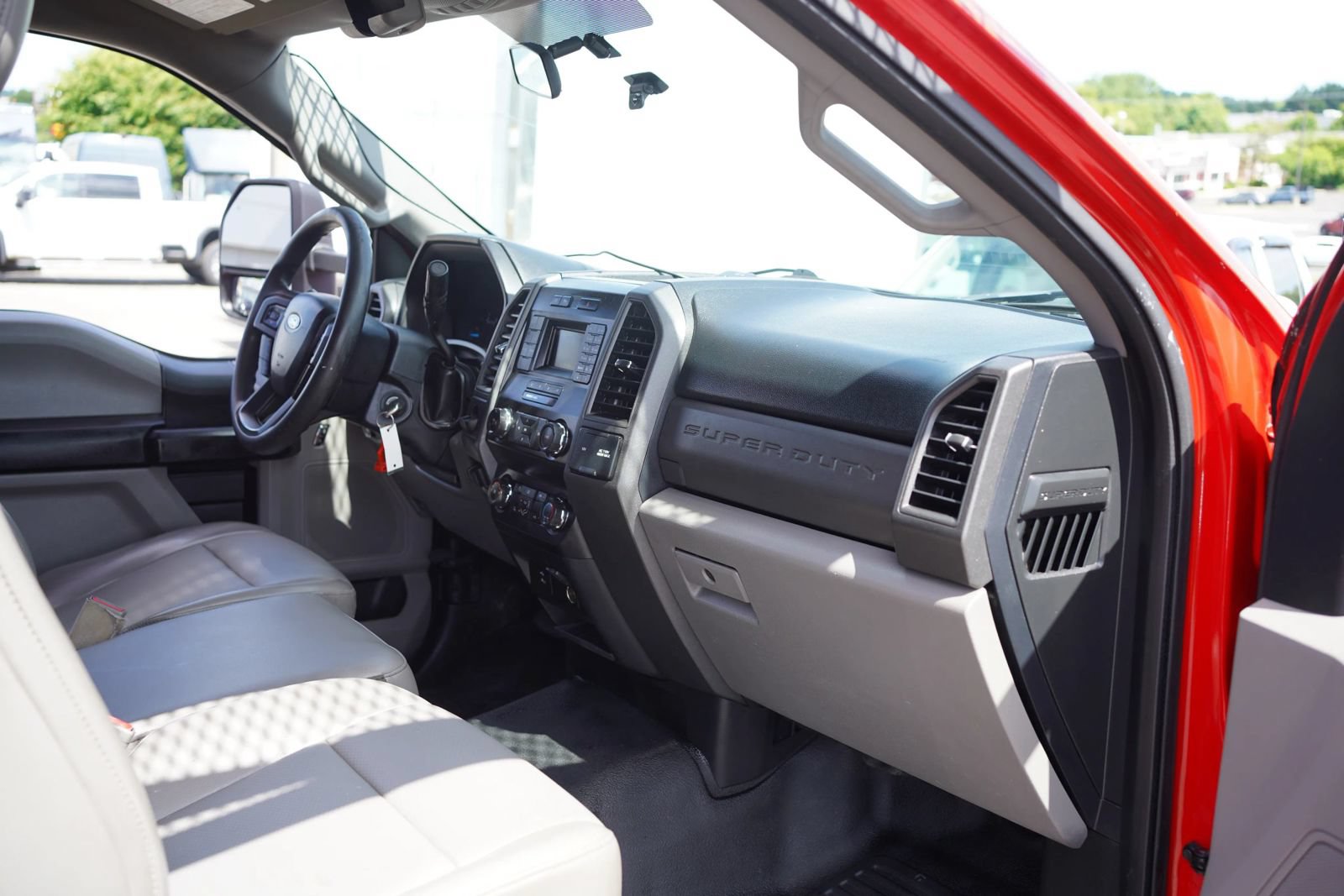 Used 2019 Ford F450 XL w/ XL Value Package RWD image 3