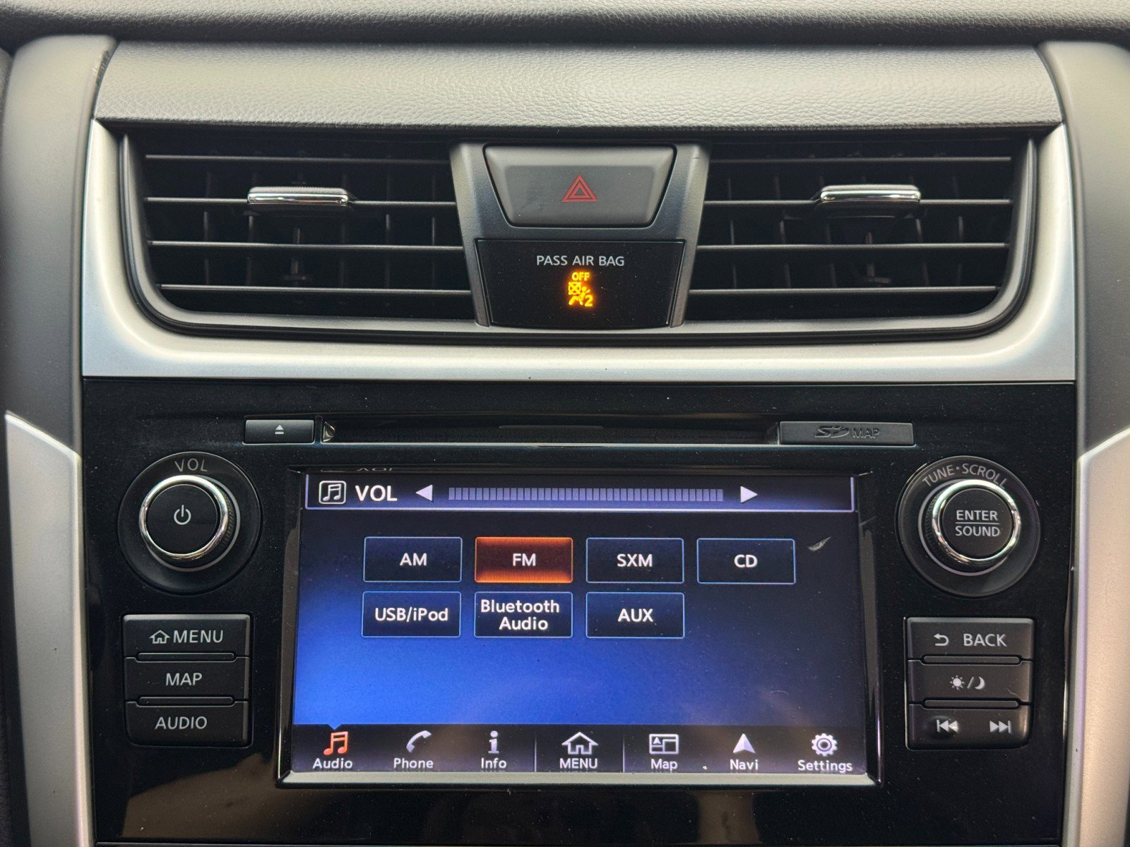 Used 2018 Nissan Altima 2.5 SR w/ SR Midnight Edition FWD image 24