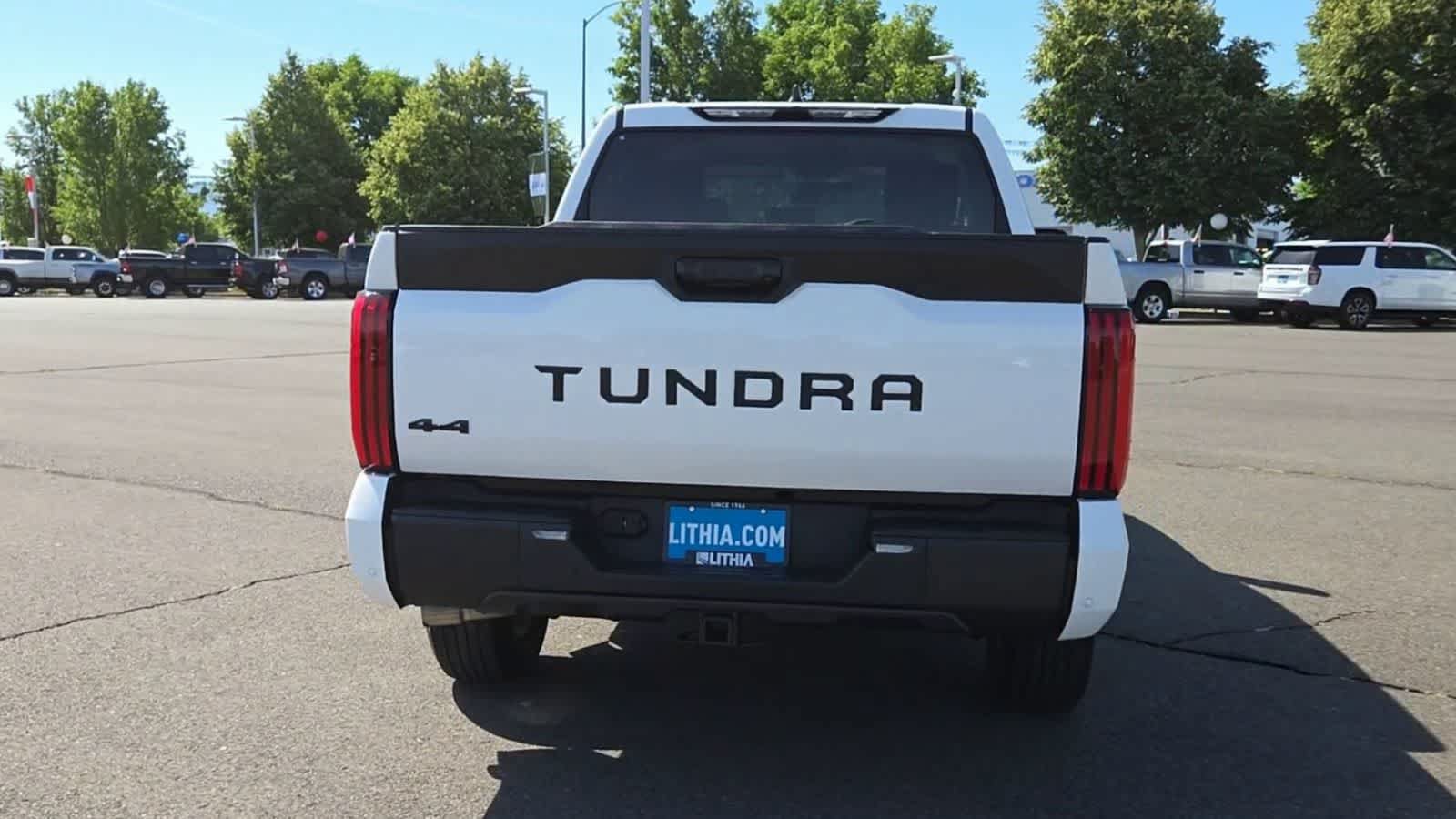 Used 2024 Toyota Tundra SR5 w/ SR5 Premium Package AWD/4WD image 7