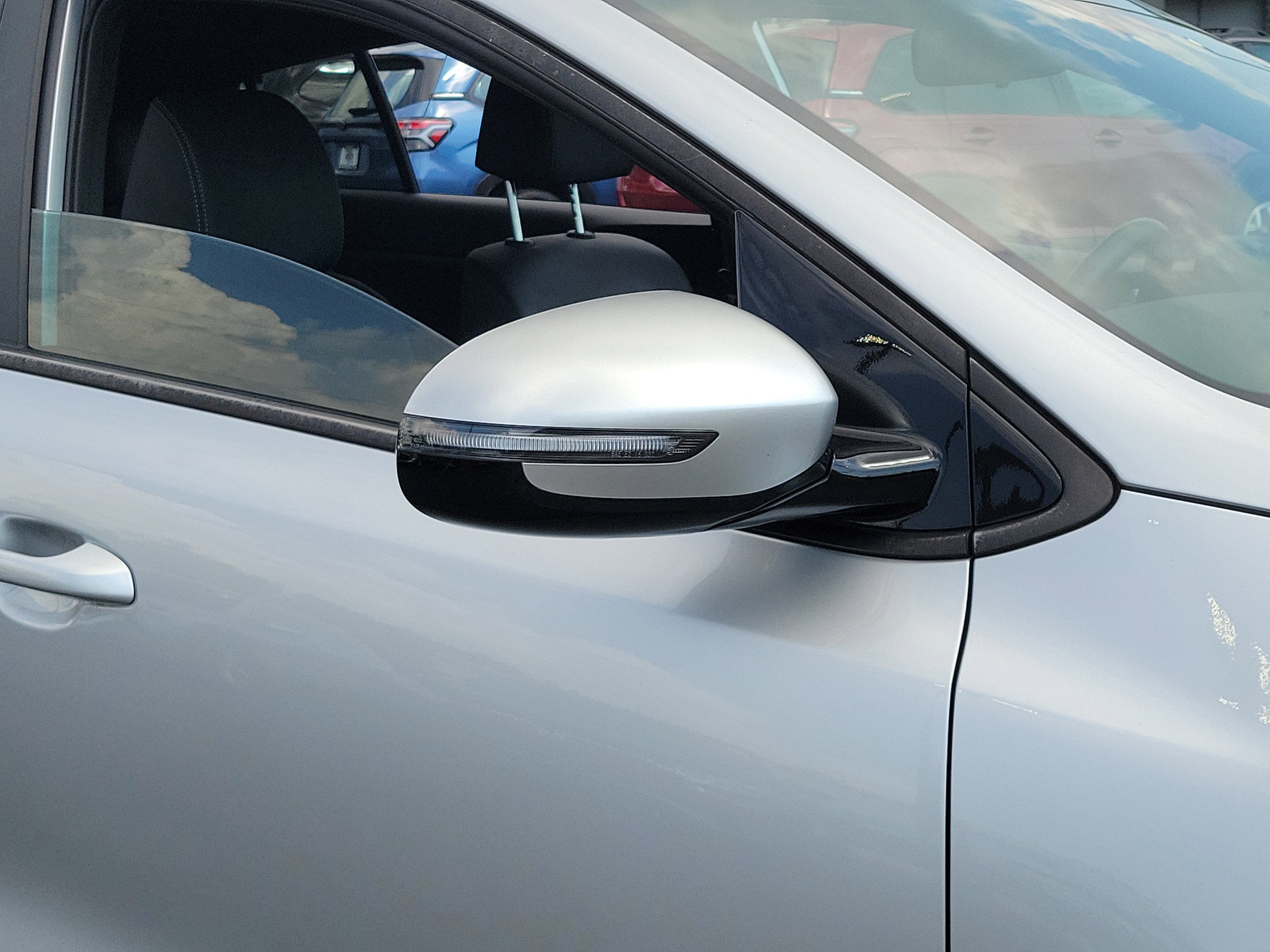 Used 2022 Kia Sportage Nightfall Edition FWD image 9