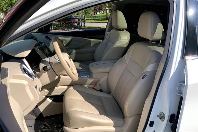 Used 2017 Nissan Murano SL w/ SL Technology Package AWD/4WD image 25