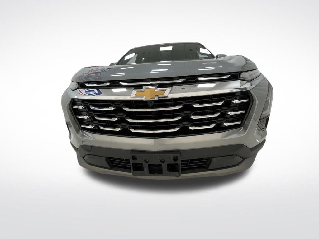 New 2026 Chevrolet Equinox LT image 2