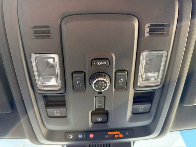 Used 2025 GMC Yukon XL AT4 Ultimate image 35