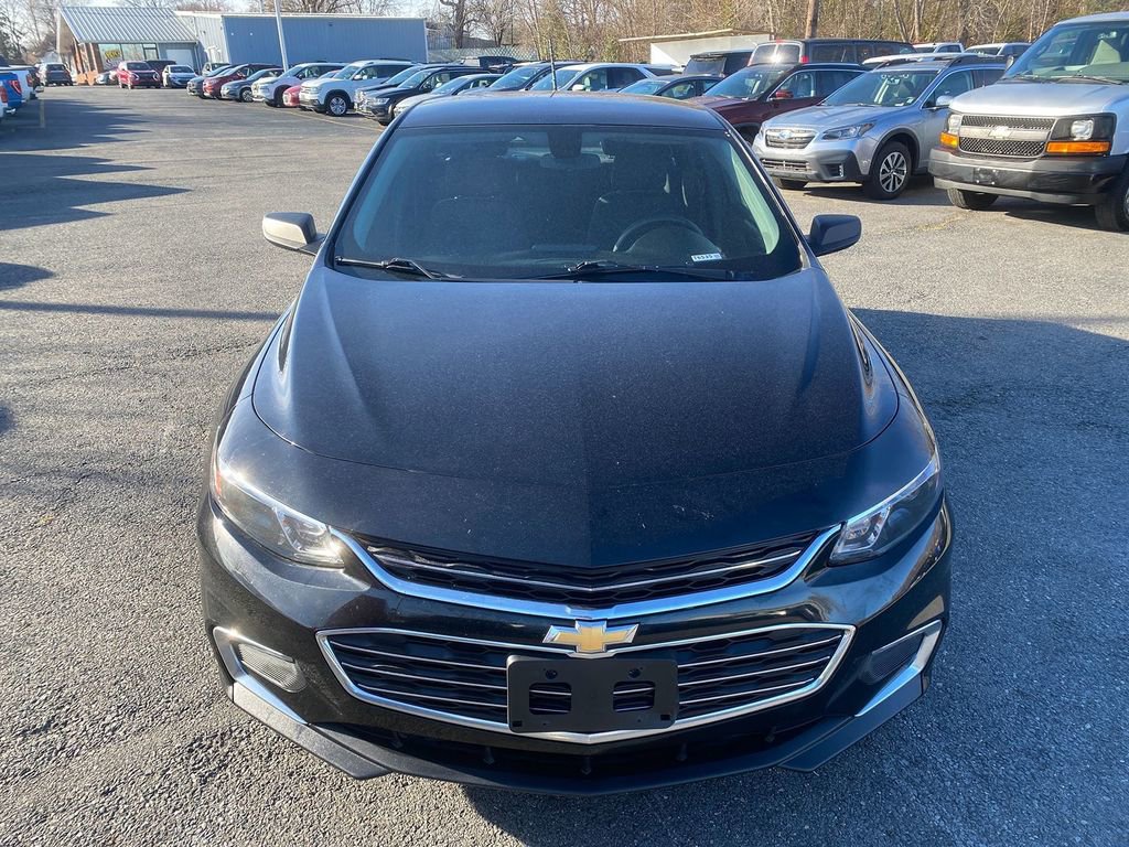 Used 2018 Chevrolet Malibu LS image 3