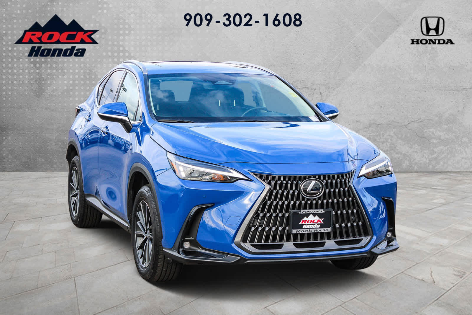 Used 2025 Lexus NX 250 FWD image 3
