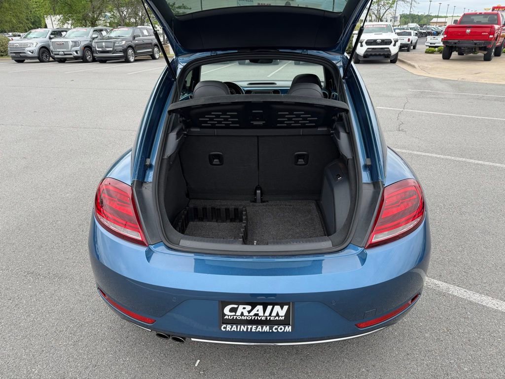 Used 2019 Volkswagen Beetle 2.0T SE w/ SE Premium Package FWD image 7