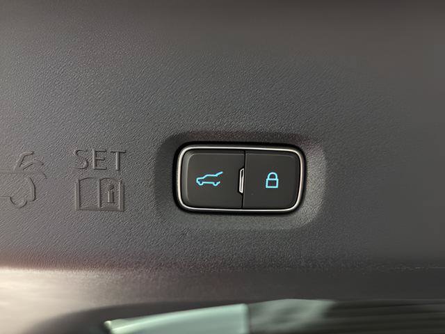 New 2026 Ford Expedition Active AWD/4WD image 22
