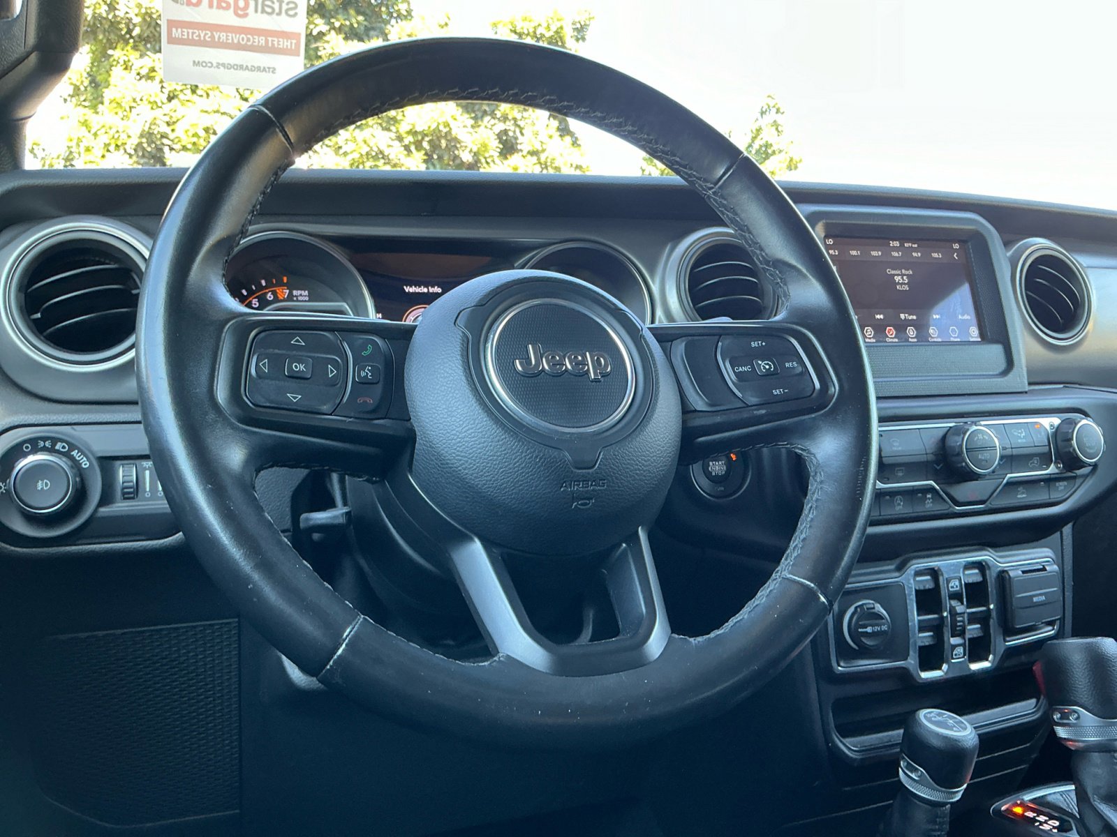 Used 2021 Jeep Wrangler Unlimited Sport image 17