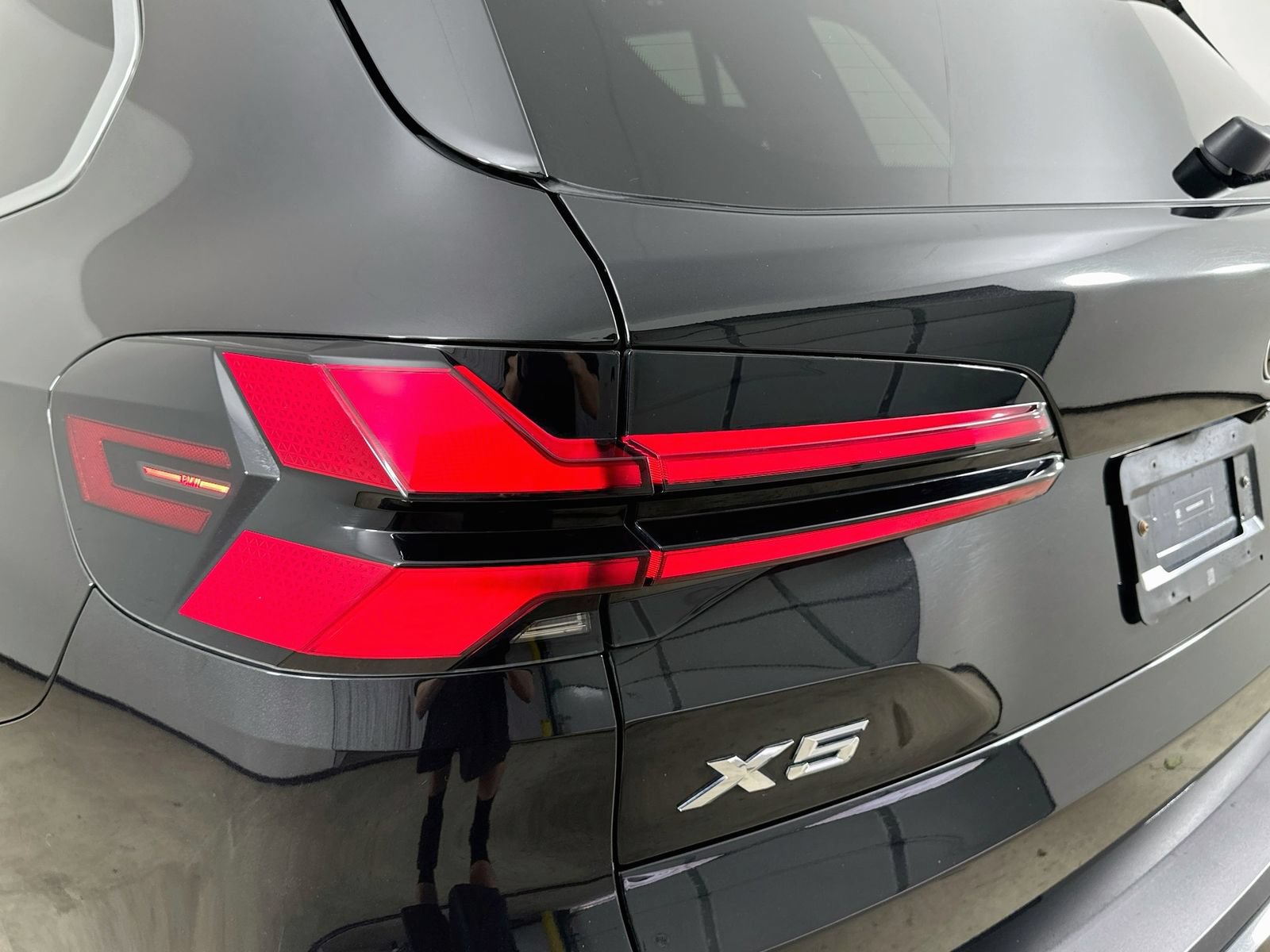 Used 2025 BMW X5 xDrive40i AWD/4WD image 12