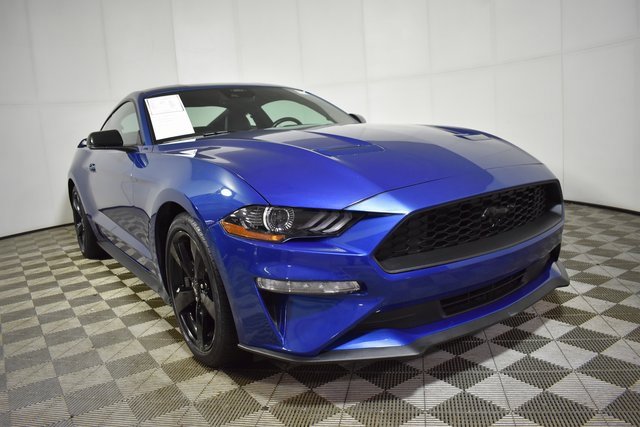 Used 2023 Ford Mustang Premium w/ Equipment Group 201A image 3