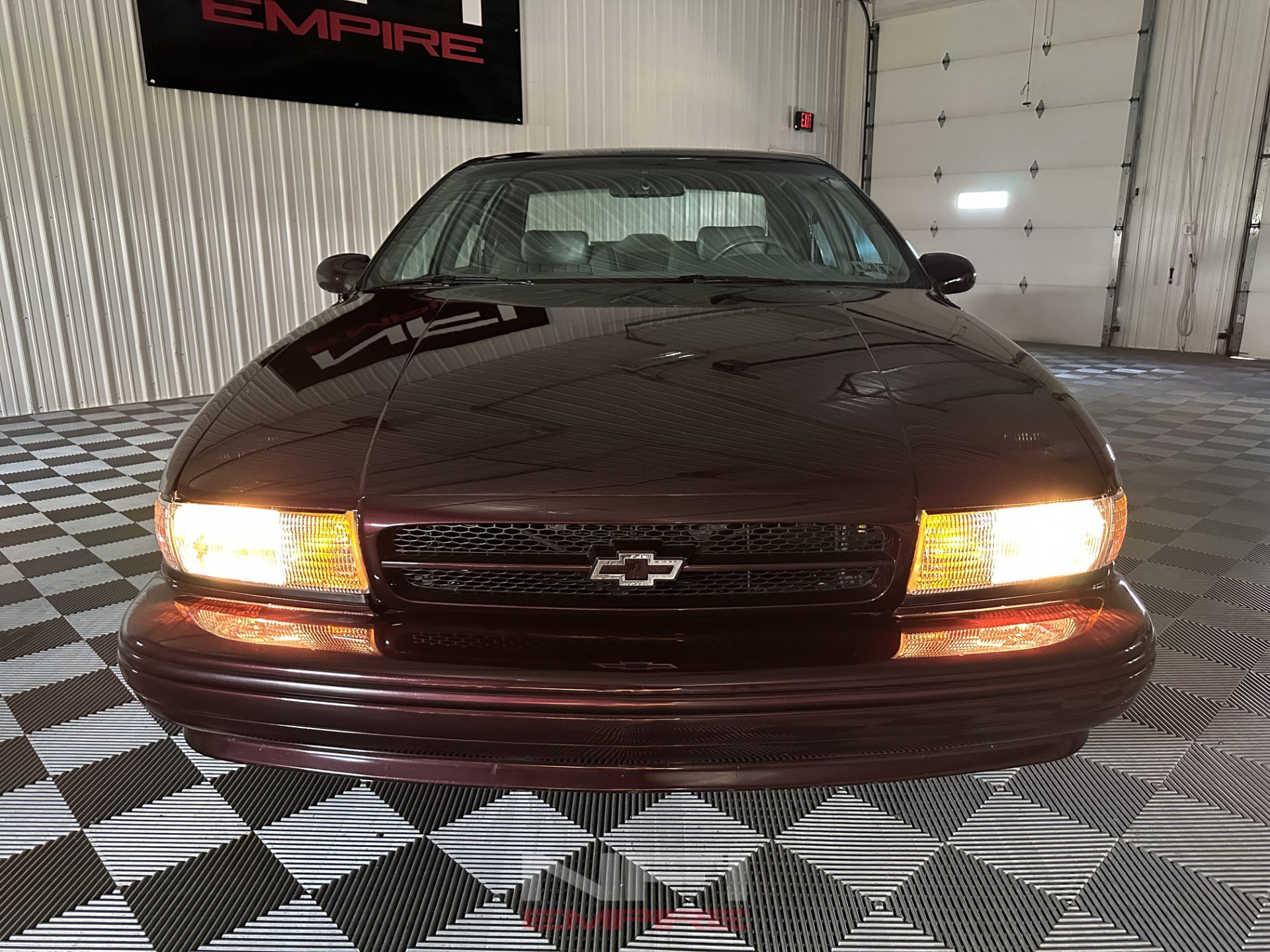 Used 1995 Chevrolet Impala SS RWD image 50