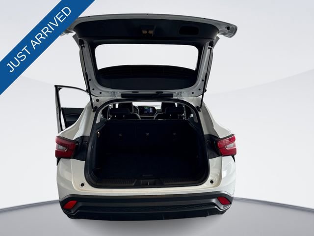 Used 2025 Chevrolet Trax LS image 29