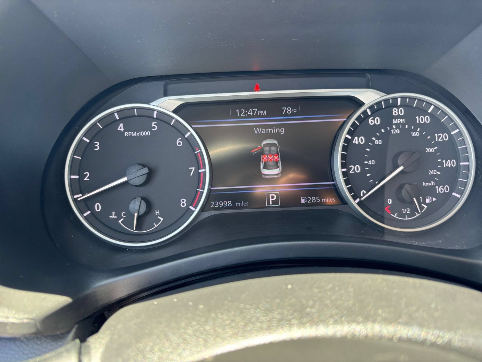 Used 2025 Nissan Sentra SV FWD image 38