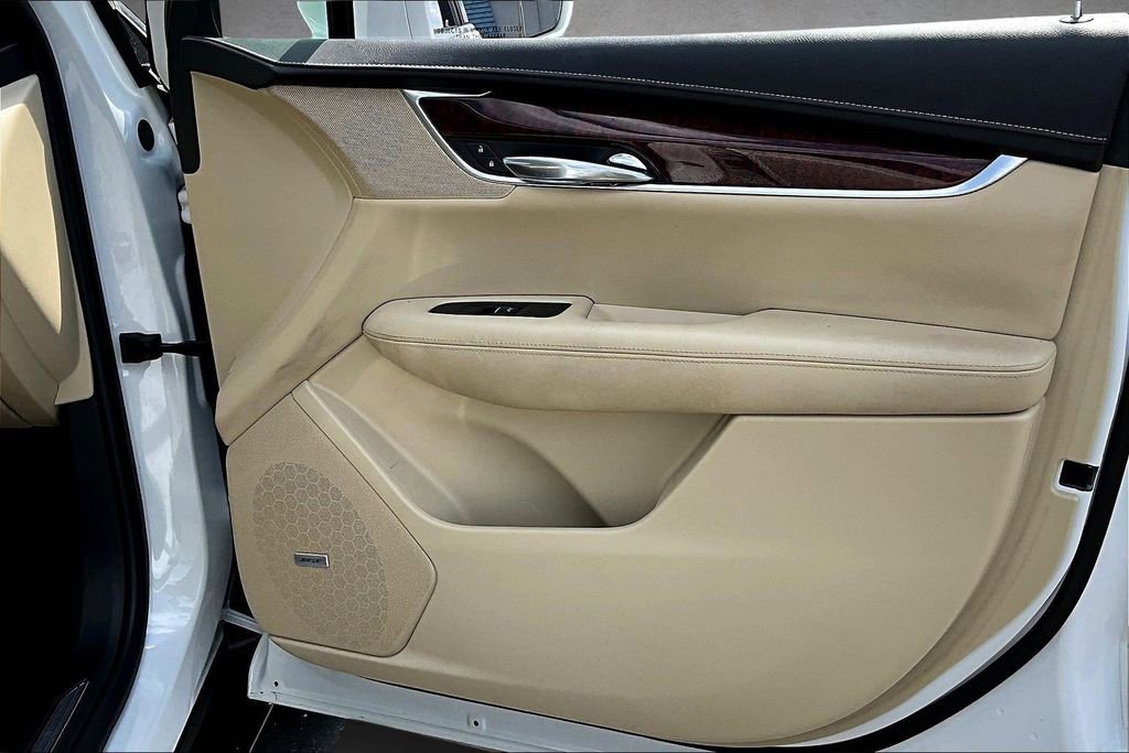 Used 2019 Cadillac XT5 Premium Luxury image 30