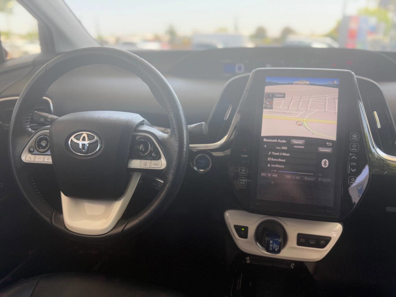 Used 2017 Toyota Prius Prime Premium image 17