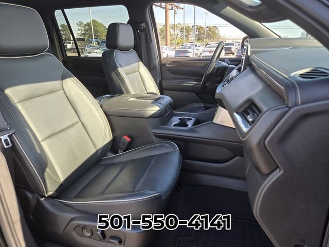 Used 2021 Chevrolet Suburban Premier w/ Premium Package image 25