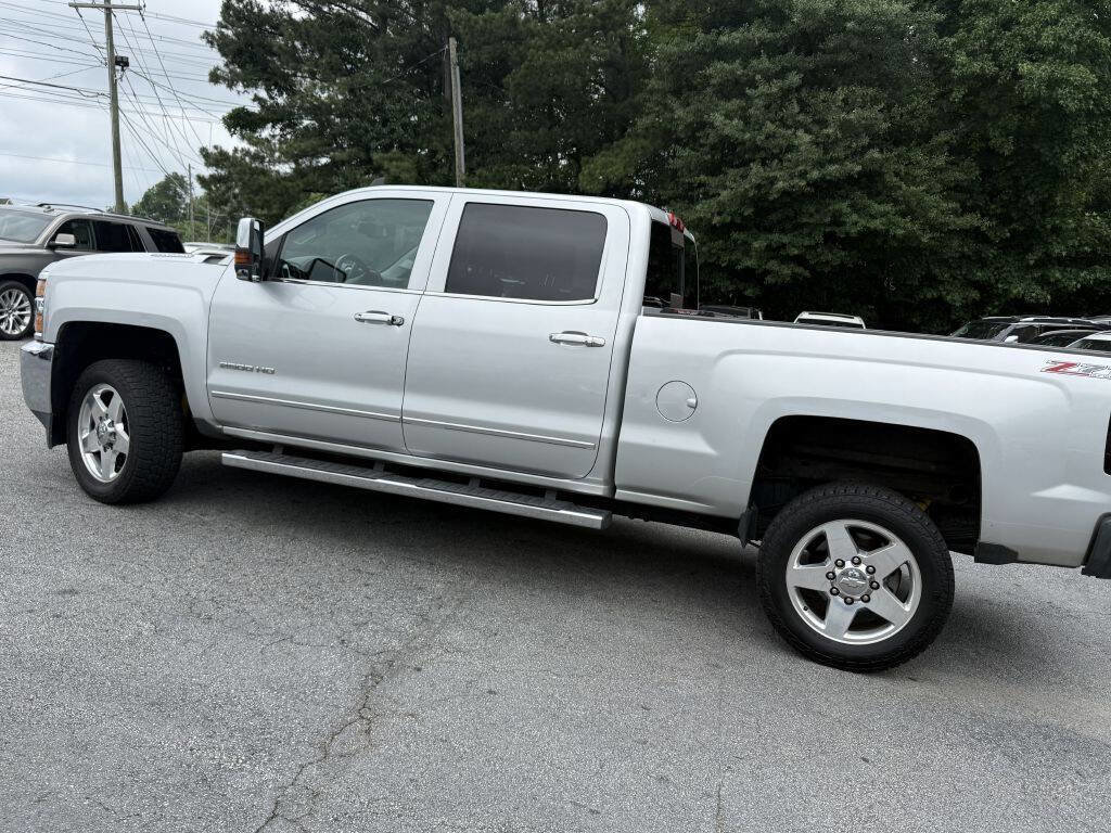 Used 2015 Chevrolet Silverado 2500 LTZ w/ Duramax Plus Package AWD/4WD image 9