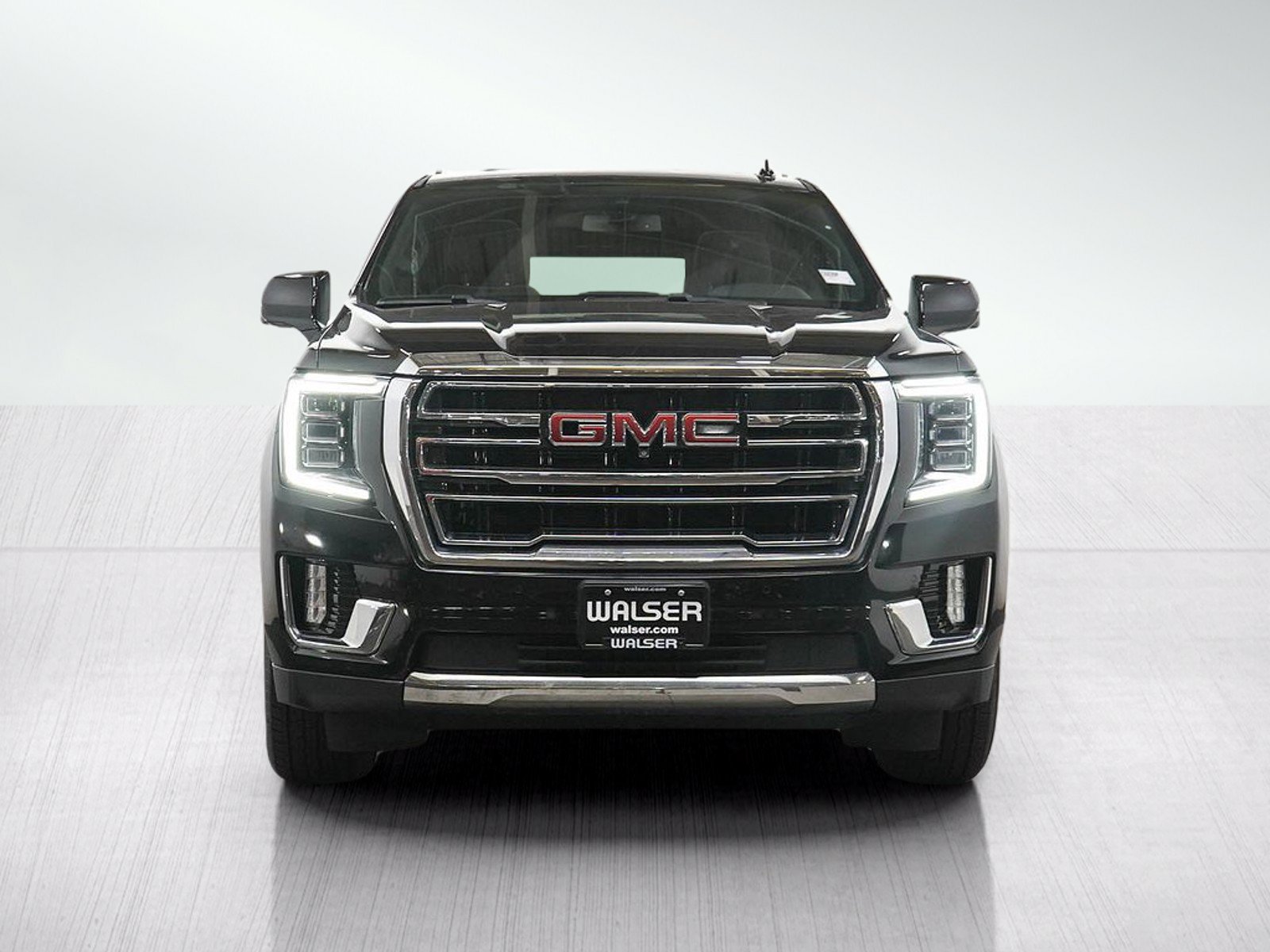 Used 2021 GMC Yukon XL SLT w/ Rear Media and Nav Package AWD/4WD image 8