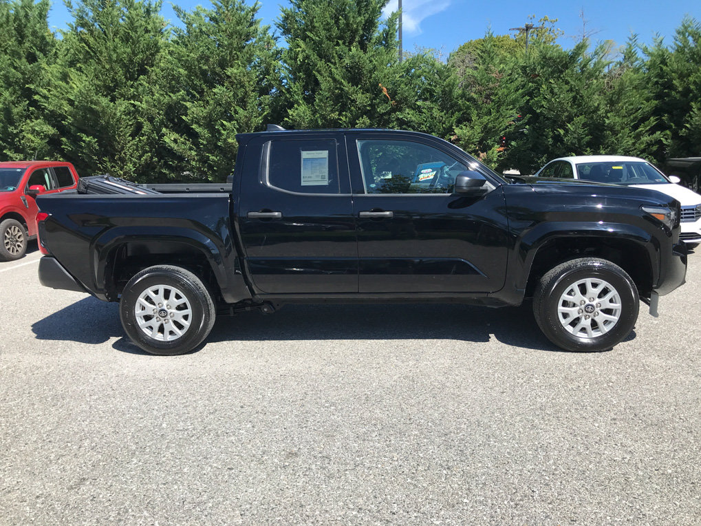Certified 2024 Toyota Tacoma SR RWD image 8