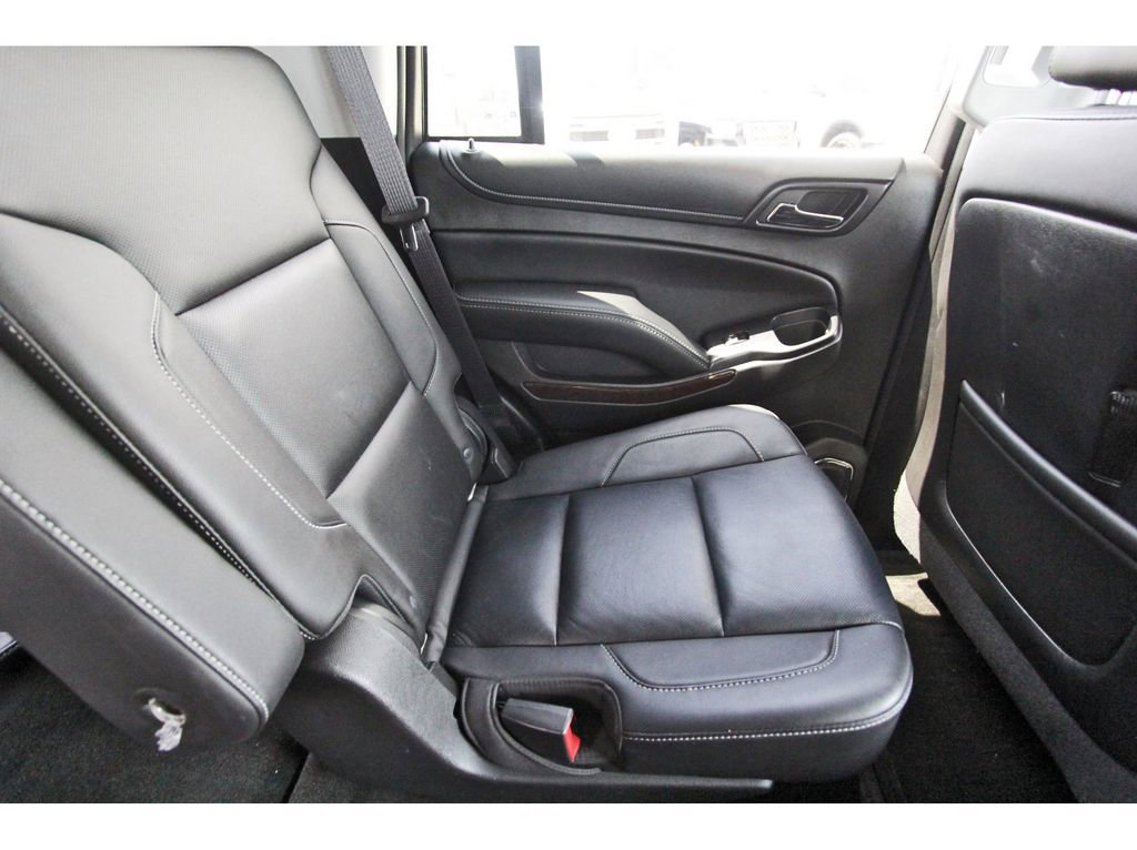 Used 2016 GMC Yukon SLT w/ Open Road Package image 11