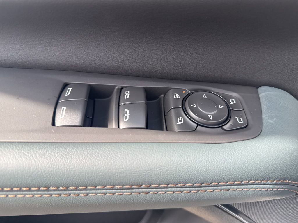 New 2026 GMC Yukon AT4 image 30