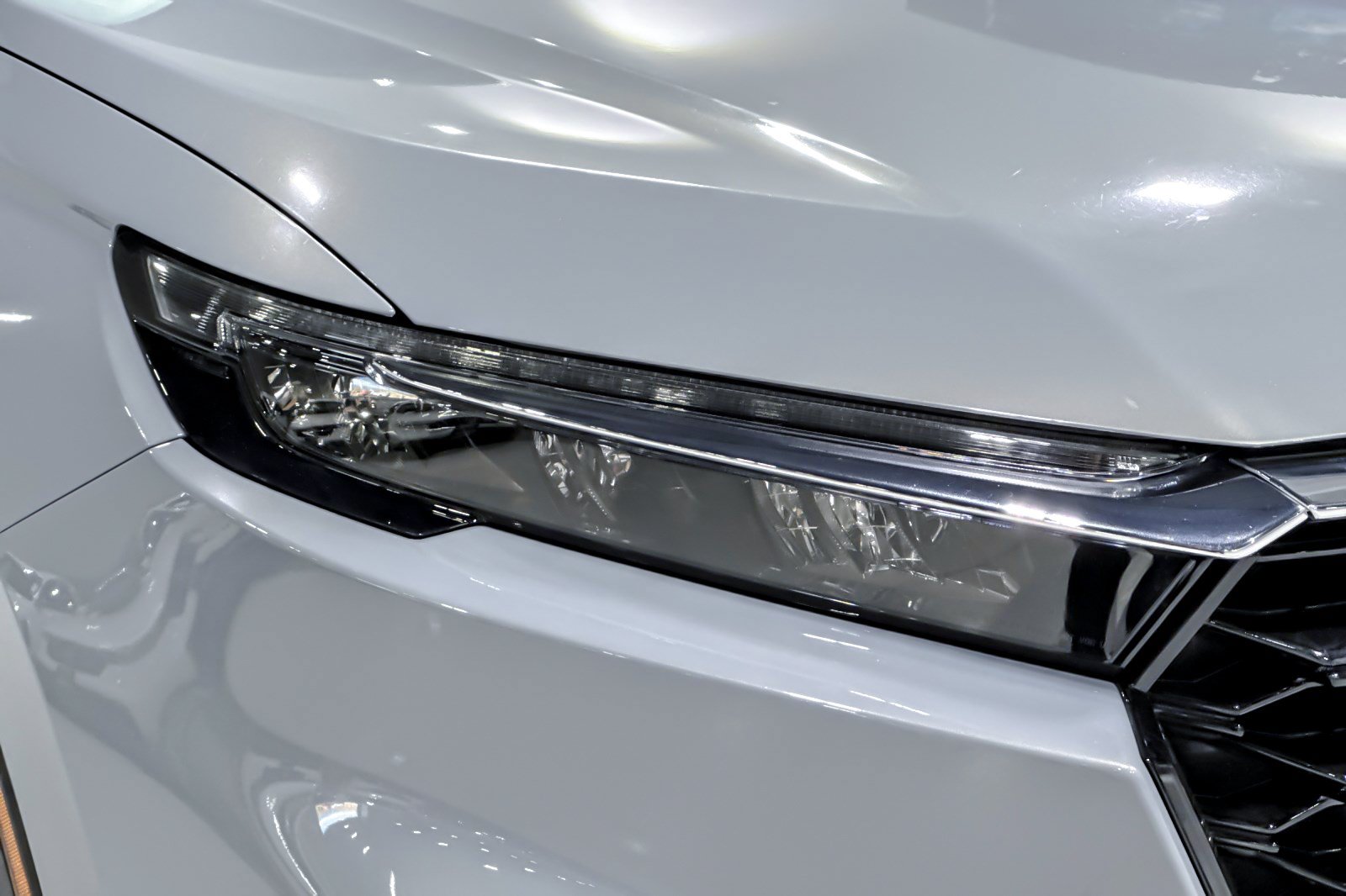 Used 2024 Honda CR-V EX image 12