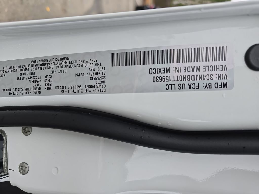 New 2026 Jeep Compass Latitude image 35