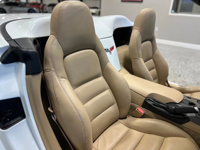 Used 2006 Chevrolet Corvette Convertible w/ Preferred Equipment Group image 29