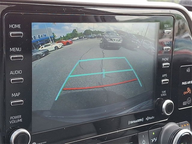 Used 2022 Toyota Highlander XLE image 14