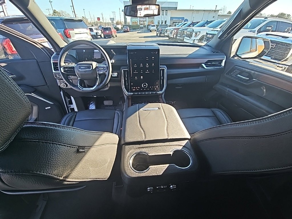 Certified 2025 GMC Yukon Denali image 16