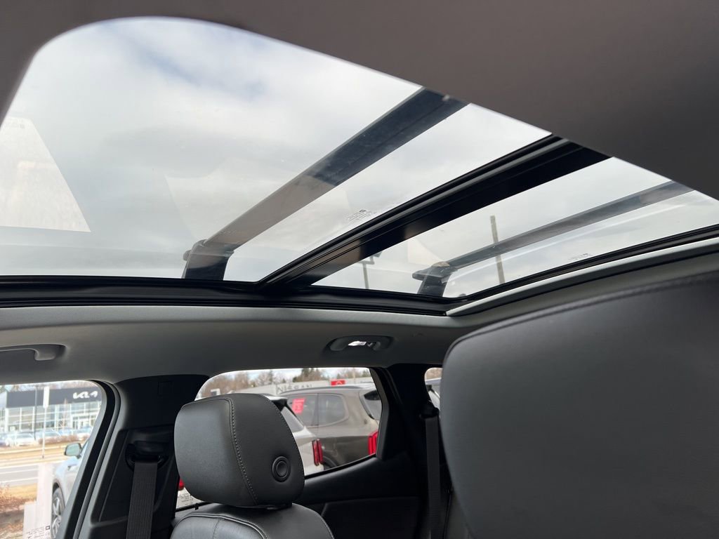 Used 2020 Chevrolet Blazer LT w/ Sound & Technology Package image 8