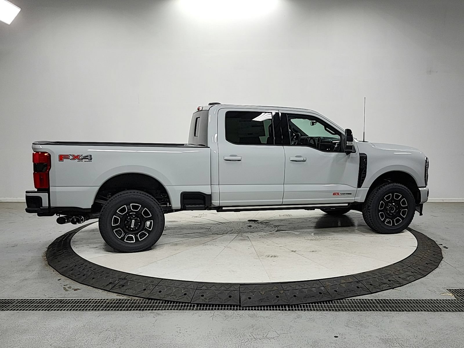 New 2026 Ford F250 Platinum AWD/4WD image 14