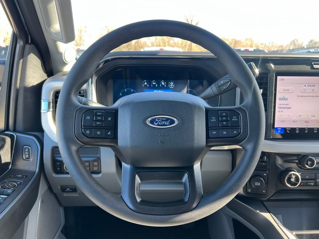 New 2026 Ford F350 XLT w/ XLT Premium Package image 40