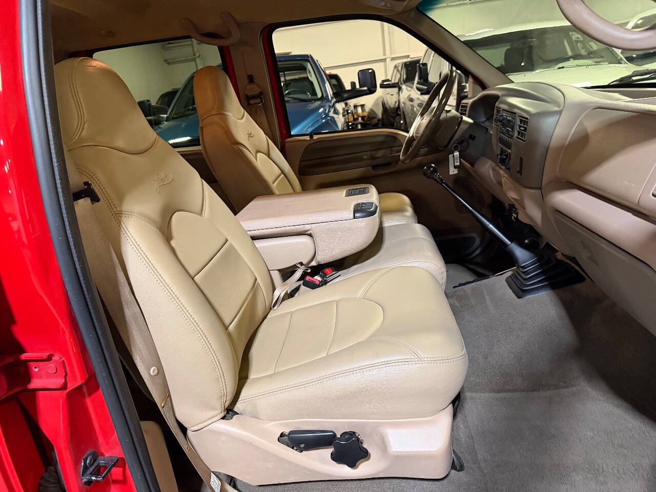 Used 1999 Ford F250 Lariat AWD/4WD image 11