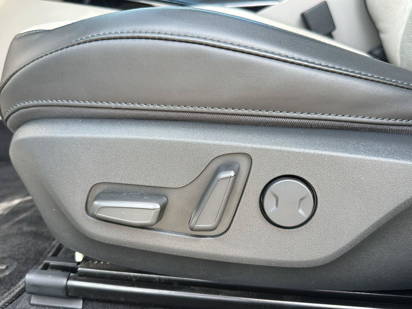 Used 2023 Kia Niro Wave w/ Wave Preserve Package FWD image 24