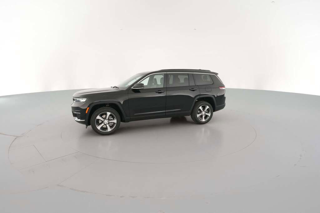 New 2025 Jeep Grand Cherokee L Limited image 5